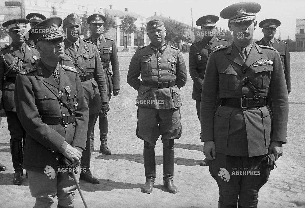  Встреча короля Михая и маршала Антонеску   9